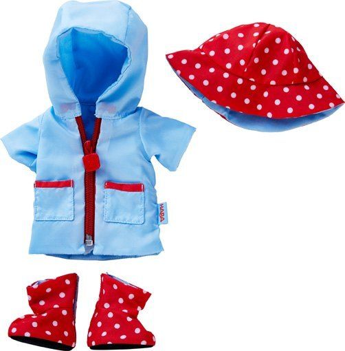 HABA Kleiderset Regenzeit: 1 Regenmantel, 1 Regenhut, Stiefel. - HABA Sales GmbH &...